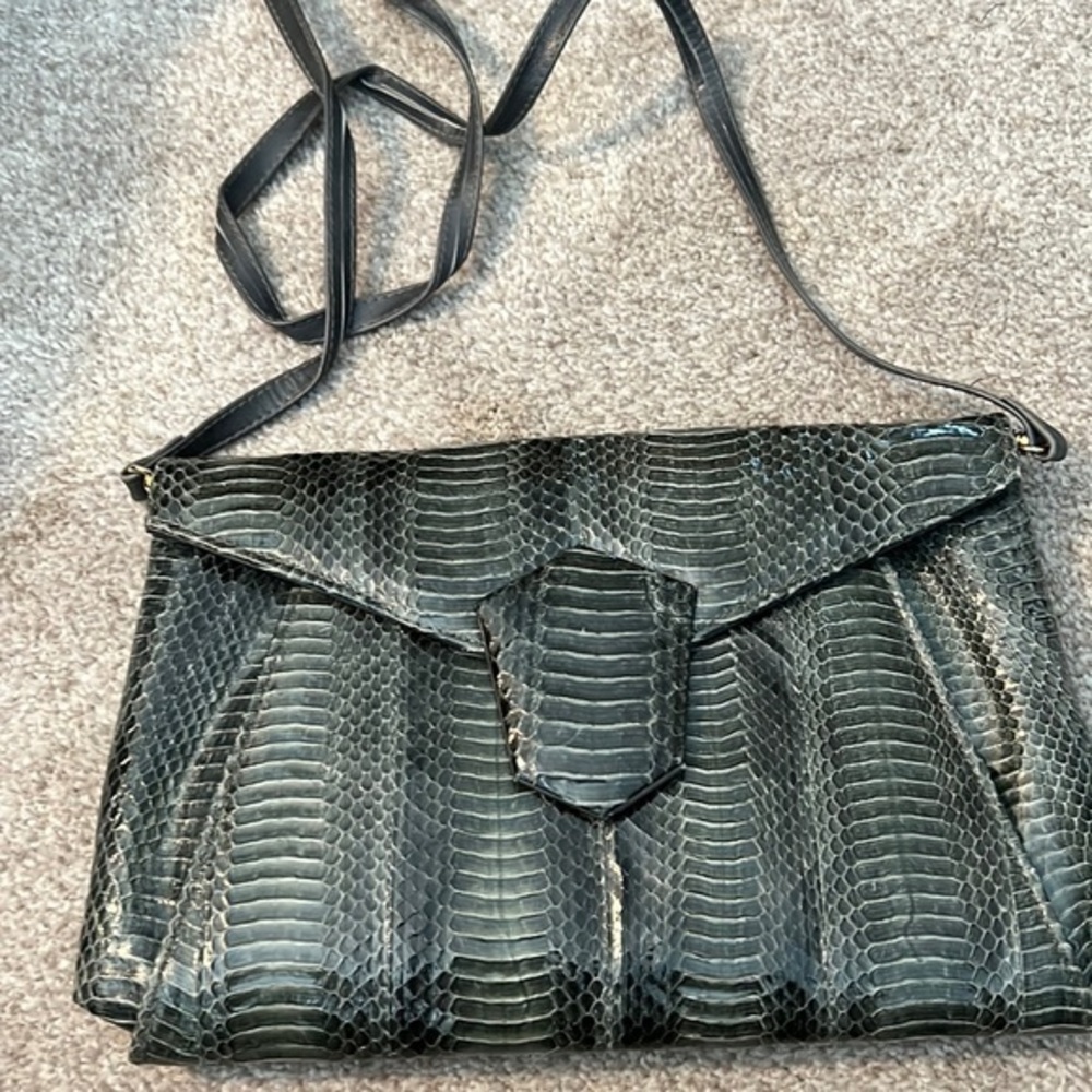 J Renee handbag snake skin